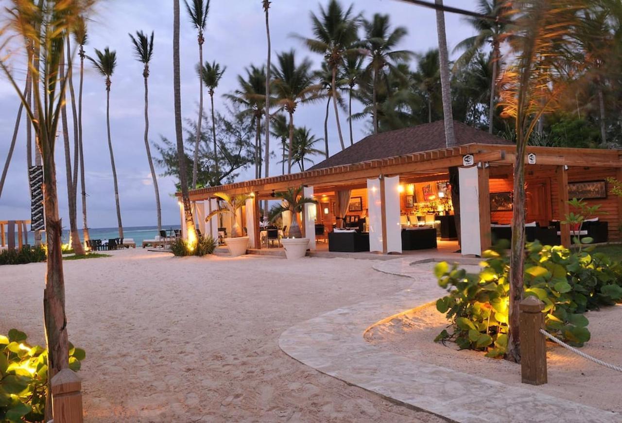 Chic Beachfront Apartment - Private Beach Access 蓬塔卡纳 外观 照片